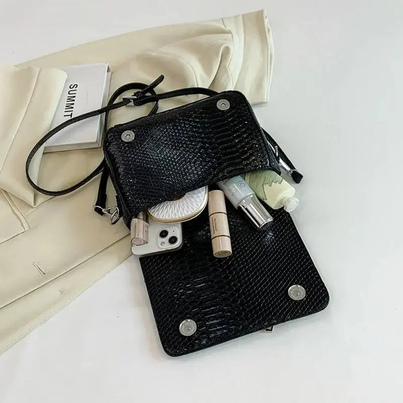 Shoulder Bag Tote 2025 Trend Lapel Jacket Women's Bag Purse Fashion Rivets Zipper Female Crossbody Bag Luxury Handbag
