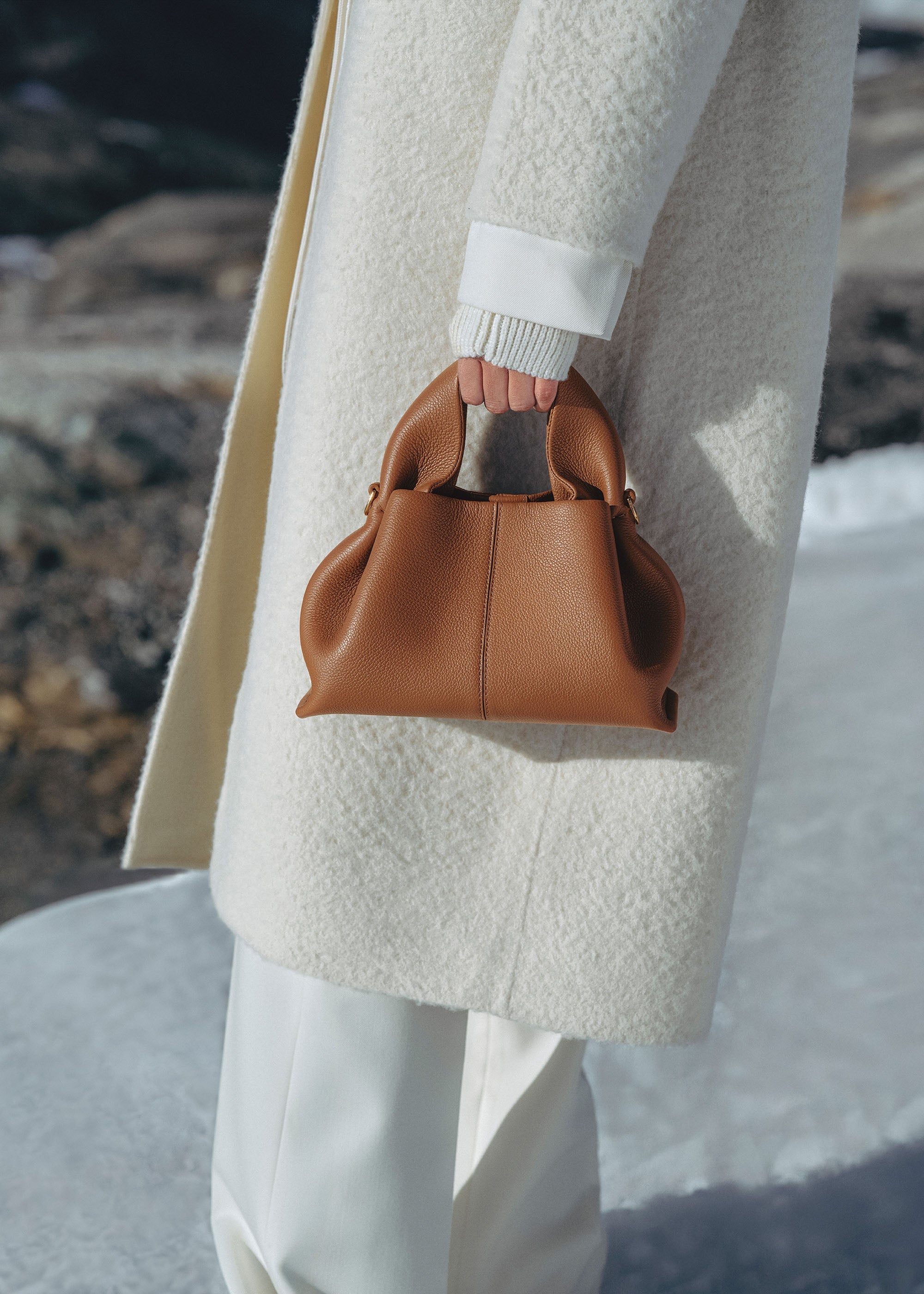 Numéro Neuf Mini — Cuir Grainé Camel