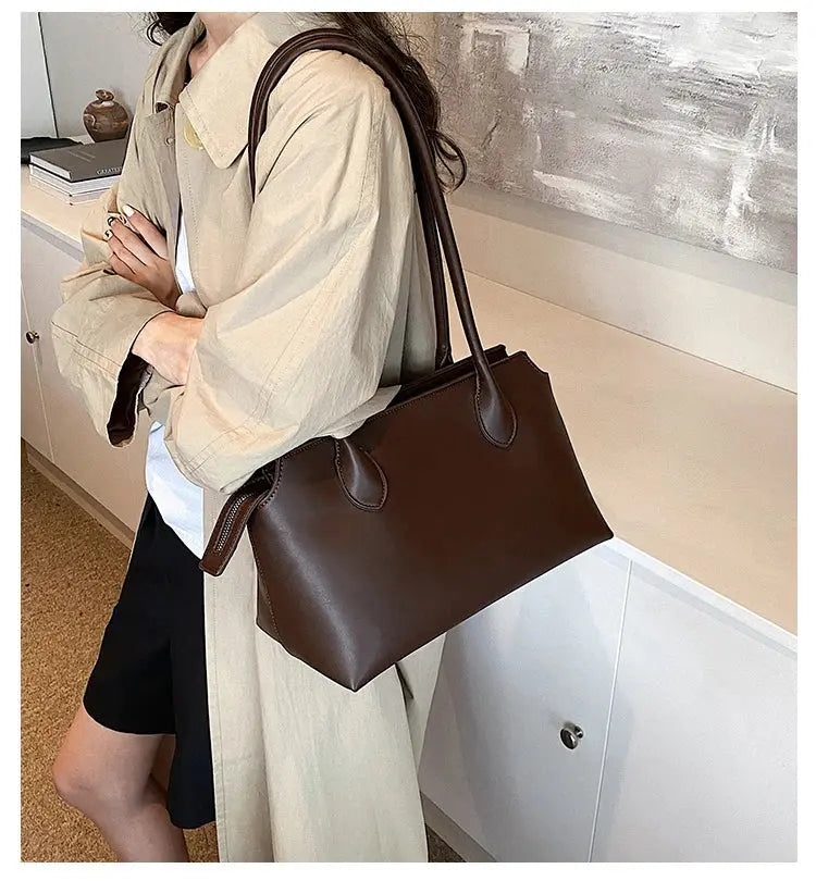 Shoulder Bag 2024 New Underarm Casual Bag Summer Simple Day Temperament Fashion Crossbody Bag Bolsa crossbody de gran capacidad
